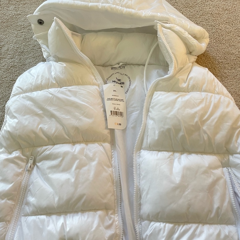 NWT: Cotton On White Puffer - XXL